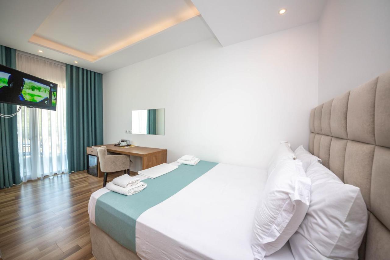 Bianco Hotel Ksamil Ngoại thất bức ảnh