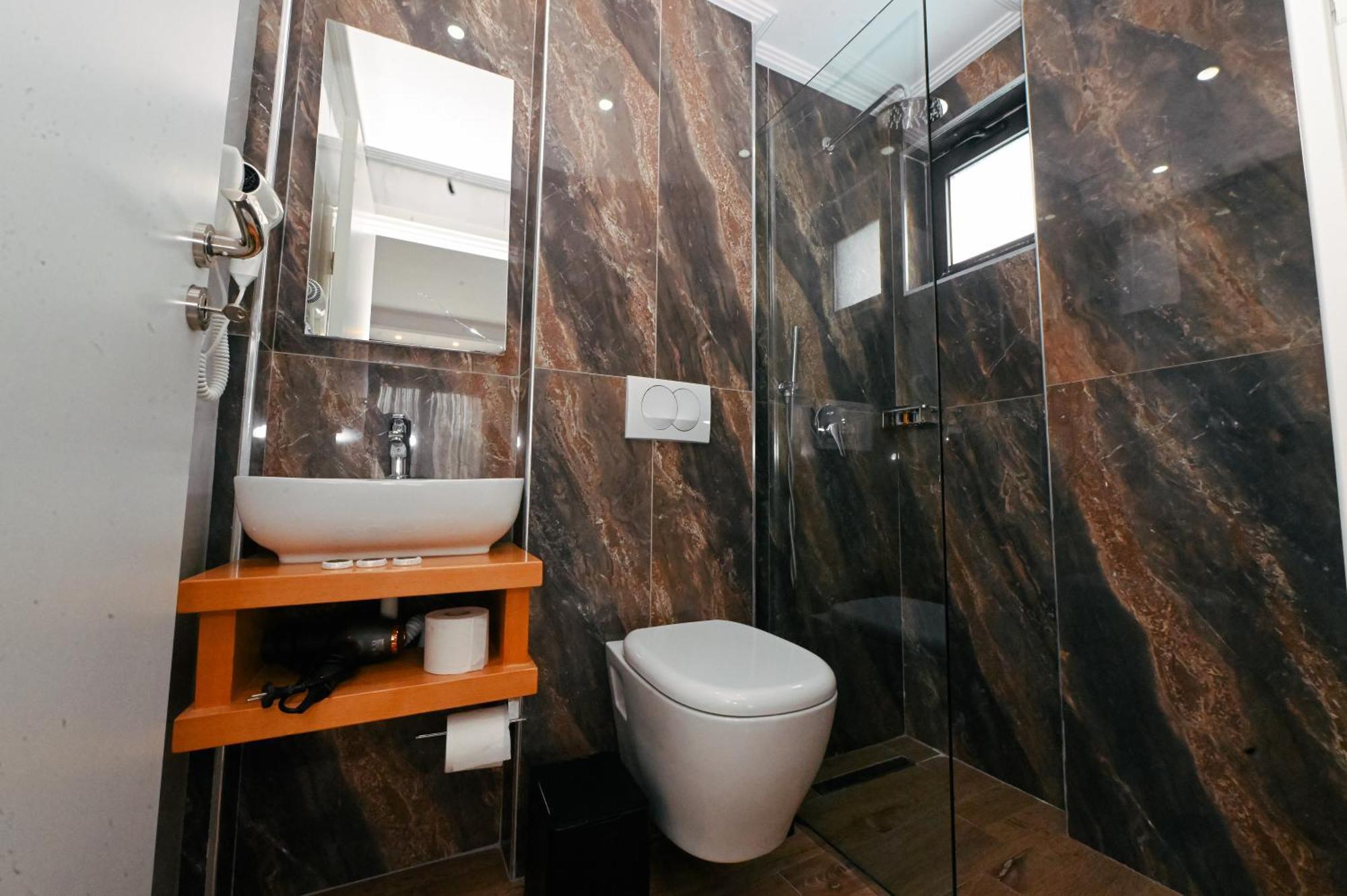 Bianco Hotel Ksamil Ngoại thất bức ảnh
