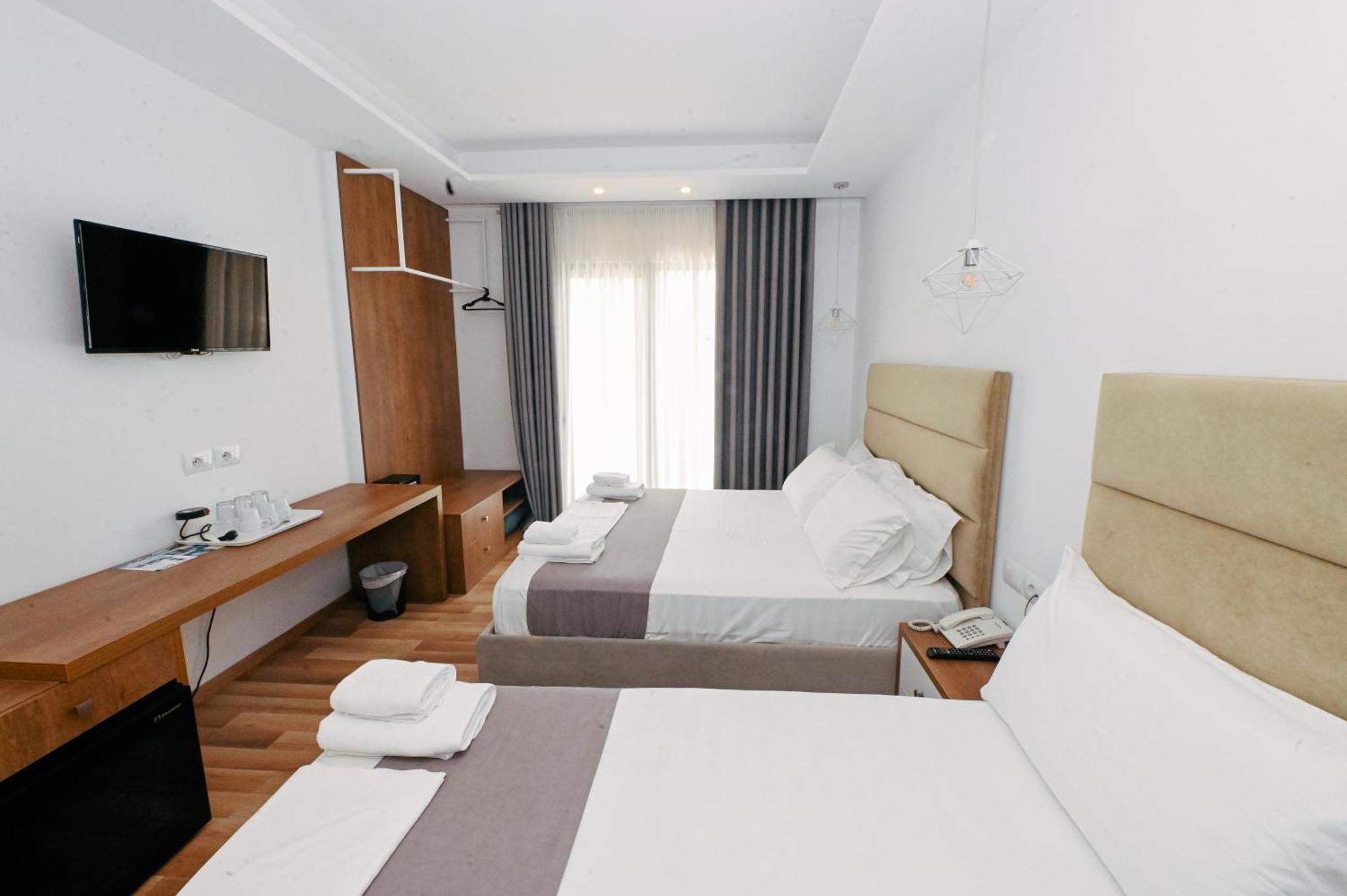 Bianco Hotel Ksamil Ngoại thất bức ảnh